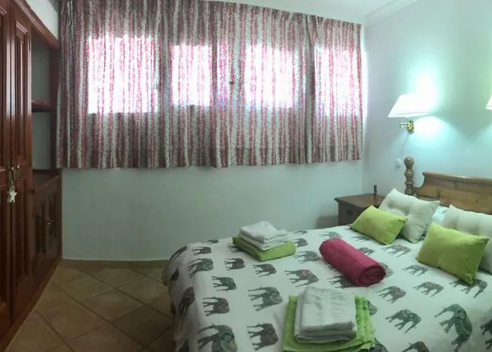 Townhouse El Mar Будинок відпочинку *