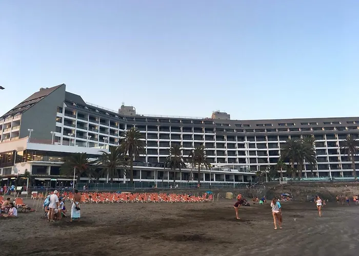 Townhouse El Mar * 普拉亚戴尔雷安格莱斯